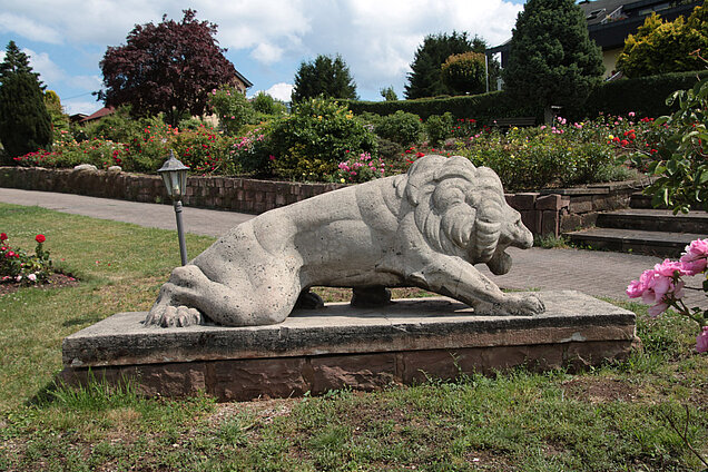 Der Löwe des Kriegerdenkmals
