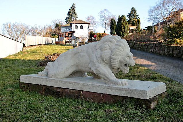 Der Löwe des Kriegerdenkmals